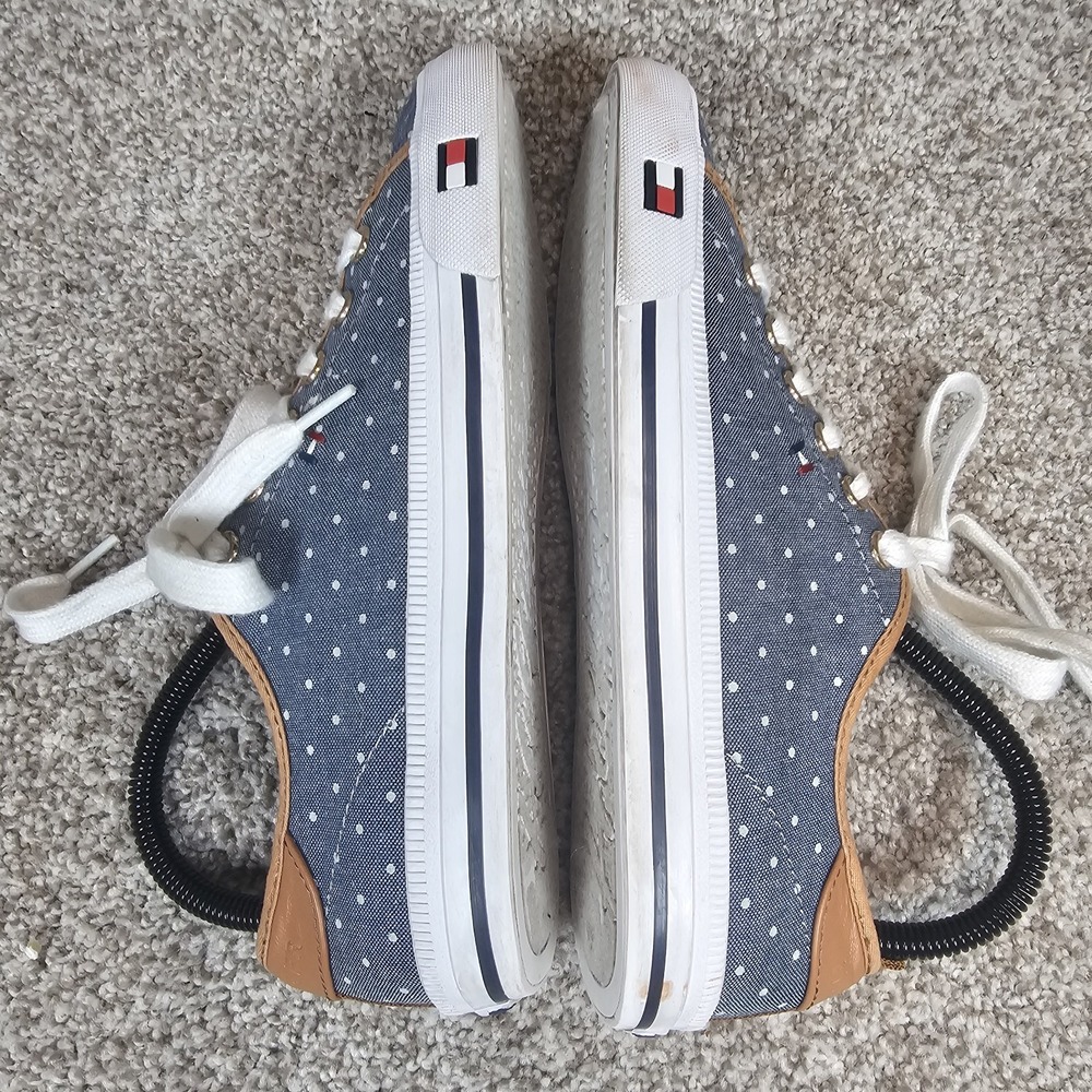 TOMMY HILFIGER Twalovie Casual Sneakers Women's 7 M Blue Polkadots Denim Shoes - Picture 10 of 15